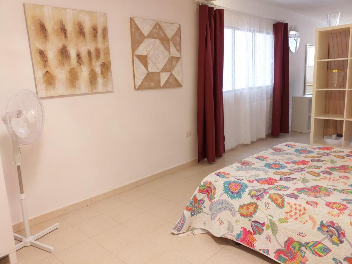 Apartamento Tristana Apartment Vecindario  Ngoại thất bức ảnh