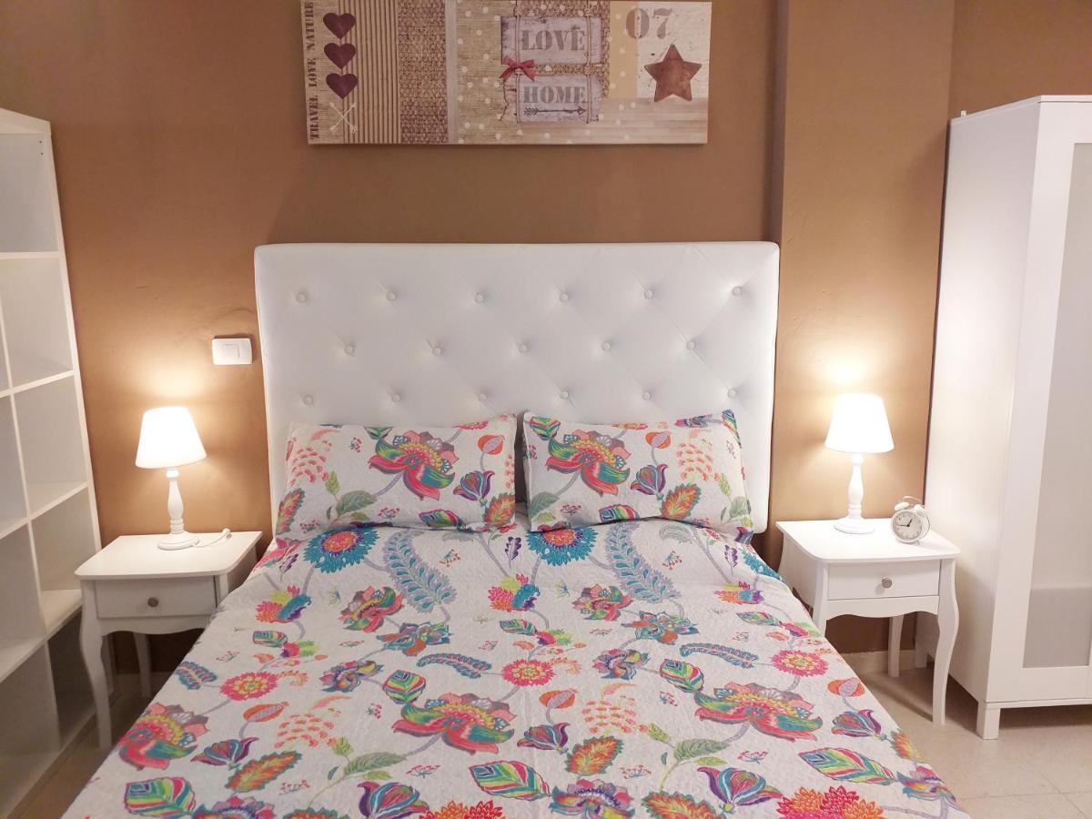 Apartamento Tristana Apartment Vecindario  Ngoại thất bức ảnh