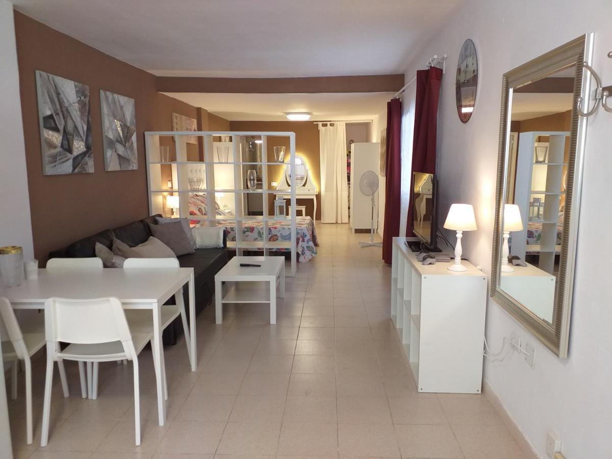 Apartamento Tristana Apartment Vecindario  Ngoại thất bức ảnh